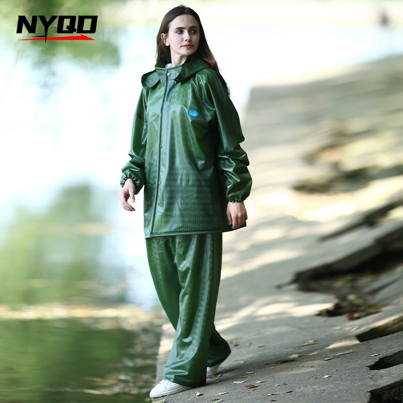 ชุดกันฝนสำหรับขี่มอเตอร์ไซค์แบ - Motorcycle Gear Full Suit บทวิจารณ์และราคา
